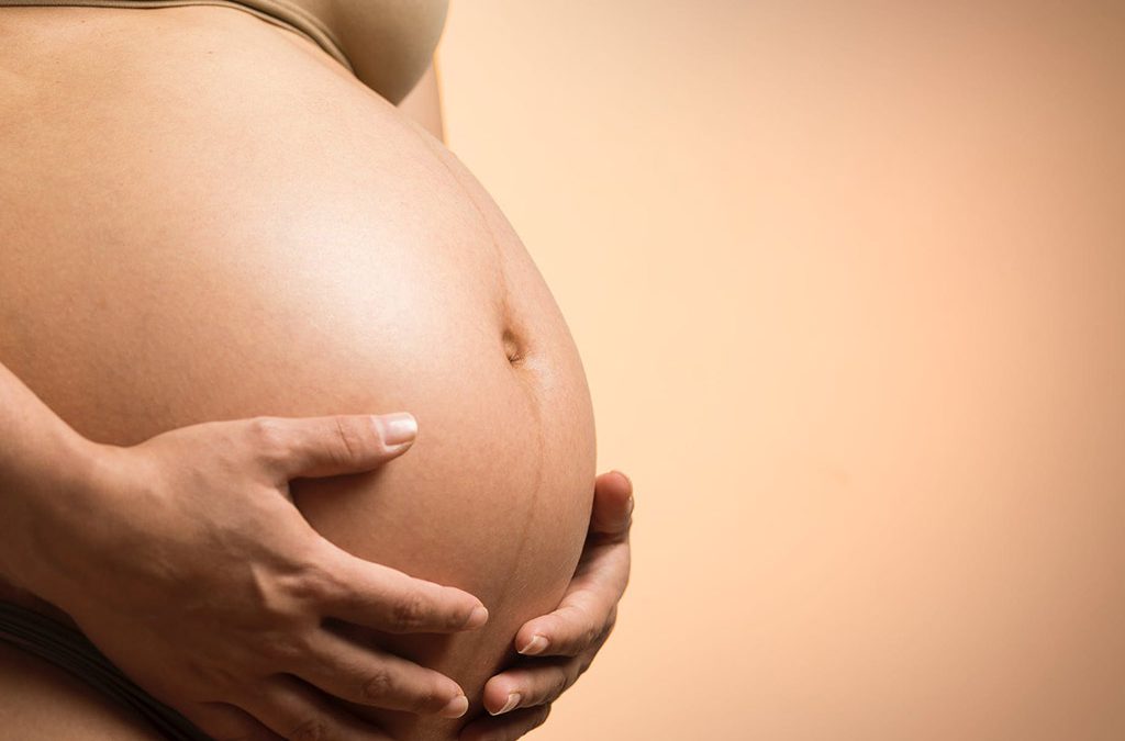 ¿Es mejor el parto natural o la cesárea? – Ventajas y desventajas